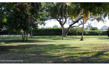 Casa en Ricaurte (Cundinamarca) RAH CO: 26-317