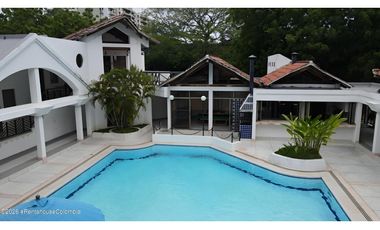 Casa en Ricaurte (Cundinamarca) RAH CO: 26-317