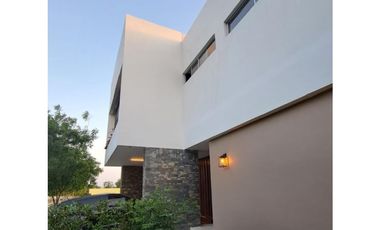 Casa en Baranoa (Atlantico) RAH CO: 25-251