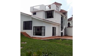 Casa en La Mesa (Cundinamarca) RAH CO: 26-190