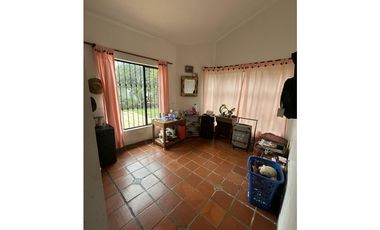 Casa en La Mesa (Cundinamarca) RAH CO: 26-190