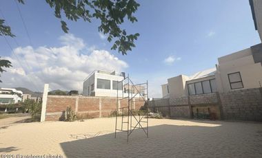 Lote en Santa Marta (Magdalena) RAH CO: 26-349