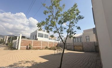 Lote en Santa Marta (Magdalena) RAH CO: 26-349