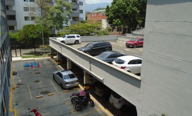 APARTAESTUDIO /MIRO/REFUCIO.