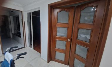 CASA CACIQUE IMPERIAL EN VENTA 3 HABITACIONES + CUARTO DE SERVICIO 2 PISOS AREA 185m2  BUCARAMANGA (AT)