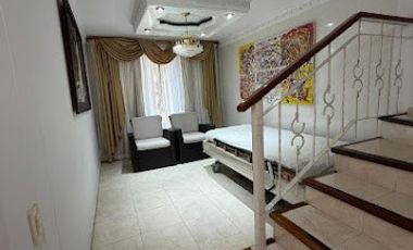 CASA CACIQUE IMPERIAL EN VENTA 3 HABITACIONES + CUARTO DE SERVICIO 2 PISOS AREA 185m2  BUCARAMANGA (AT)