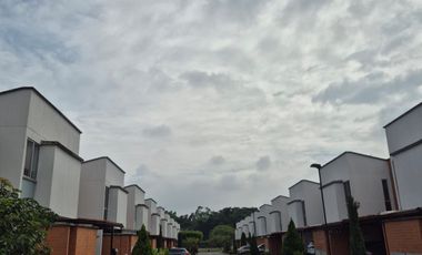 SE VENDE CASA EN JAMUNDI EN CONDOMINIO