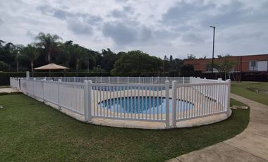 SE VENDE CASA EN JAMUNDI EN CONDOMINIO