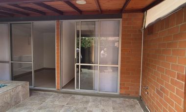 SE VENDE CASA EN JAMUNDI EN CONDOMINIO