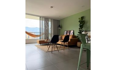 Se Arrienda Apartaestudio en Urbanización Biocity Grand, Envigado
