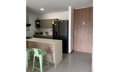 Se Arrienda Apartaestudio en Urbanización Biocity Grand, Envigado