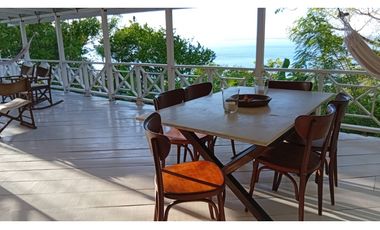 SE VENDE CASA AMOBLADA EN ISLA DE PROVIDENCIA 280M2