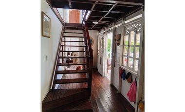 SE VENDE CASA AMOBLADA EN ISLA DE PROVIDENCIA 280M2