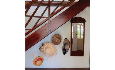 SE VENDE CASA AMOBLADA EN ISLA DE PROVIDENCIA 280M2