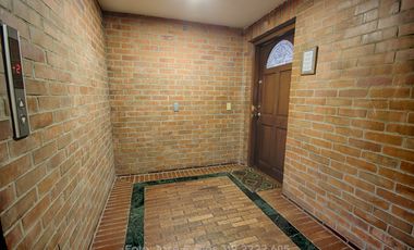 Cali, Barrio El Peñón. Arriendo Apartamento Octavo Piso