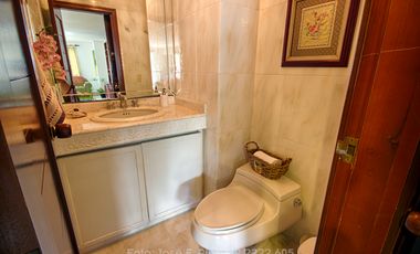 Cali, Barrio El Peñón. Arriendo Apartamento Octavo Piso
