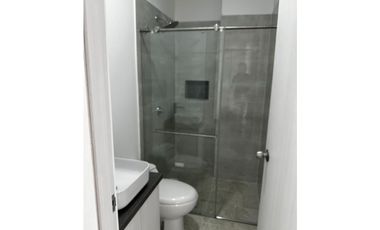 CASA EN CONJUNTO CERRADO EN QUIMBAYA