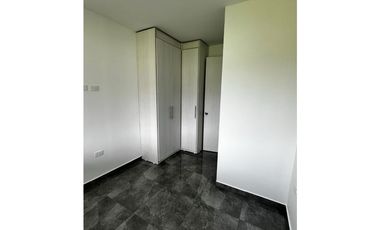 CASA EN CONJUNTO CERRADO EN QUIMBAYA