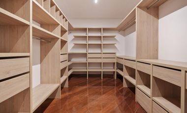 Casa de dos niveles para la renta tradicional en Palmas