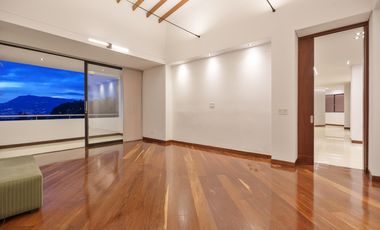 Casa de dos niveles para la renta tradicional en Palmas