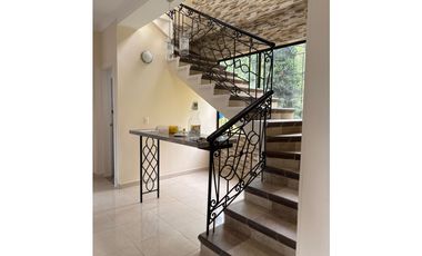 CASA CAMPESTRE EN CONJUNTO CERRADO EN QUIMBAYA