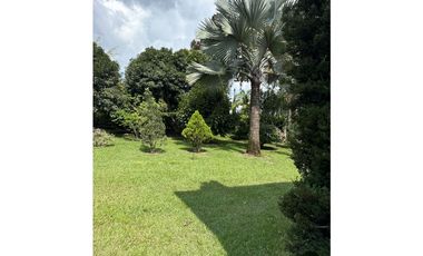 CASA CAMPESTRE EN CONJUNTO CERRADO EN QUIMBAYA