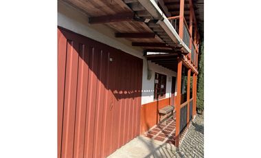 CASA CAMPESTRE CON CULTIVO EN QUIMBAYA