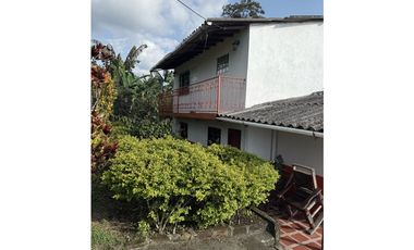 CASA CAMPESTRE CON CULTIVO EN QUIMBAYA