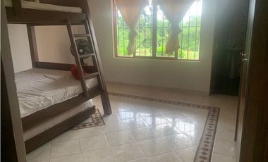 FINCA PRODUCTIVA SEMBRADA EN LIMÓN Y PLTANO EN QUIMBAYA