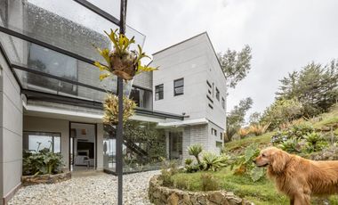 Casa en Arriendo en Santa Elena