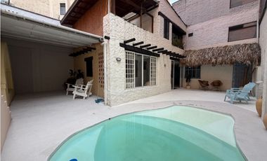 CASA EN VENTA EN LAURELES, SECTOR LAURELES NOGAL