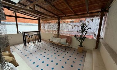 CASA EN VENTA EN LAURELES, SECTOR LAURELES NOGAL