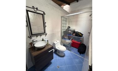 CASA EN VENTA EN LAURELES, SECTOR LAURELES NOGAL