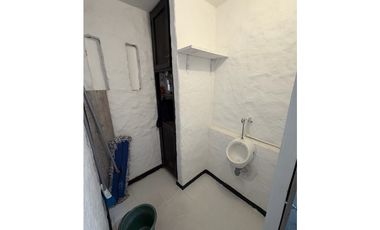 CASA EN VENTA EN LAURELES, SECTOR LAURELES NOGAL