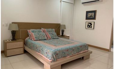 Apartamento DELUXE con Vista al Mar en Primera Línea de Playa - 005 R