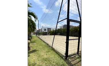CASA EN VENTA EN CIUDAD COUNTRY