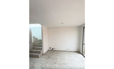CASA EN VENTA EN CIUDAD COUNTRY