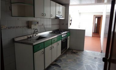 CASA PARA NEGOCIO EN ARRIENDO NORMANDIA