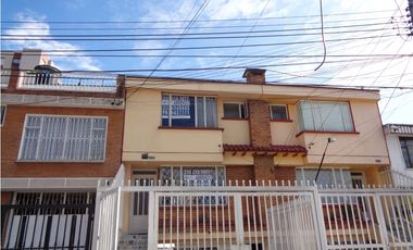 CASA PARA NEGOCIO EN ARRIENDO NORMANDIA