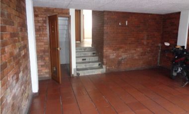 CASA PARA NEGOCIO EN ARRIENDO NORMANDIA