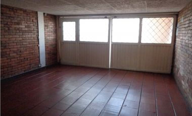 CASA PARA NEGOCIO EN ARRIENDO NORMANDIA