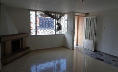 CASA PARA NEGOCIO EN ARRIENDO NORMANDIA