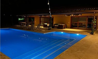 Casa campestre en condominio para la venta en Cerritos Malabar,Pereira