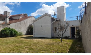 Casa Tres Ambientes En Alquiler Punta Mogotes