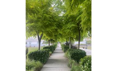 Moderno departamento en el centro de Pinamar, Piscina. Cochera