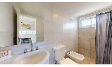 Moderno departamento en el centro de Pinamar, Piscina. Cochera