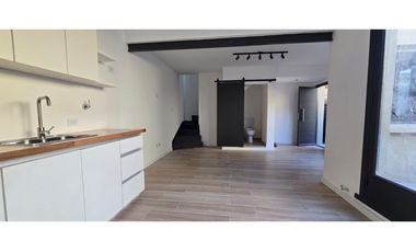 PH 3 AMBIENTES RECICLADO CON TERRAZA PROPIA  CHACABUCO 4000