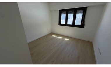 PH 3 AMBIENTES RECICLADO CON TERRAZA PROPIA  CHACABUCO 4000