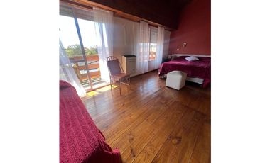 CHALET EN SIERRA DE LOS PADRES CON GRAN PARQUE