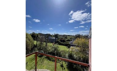 CHALET EN SIERRA DE LOS PADRES CON GRAN PARQUE